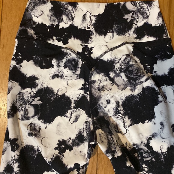 BUFFBUNNY DEFY LEGGINGS black rose M - Picture 4 of 7